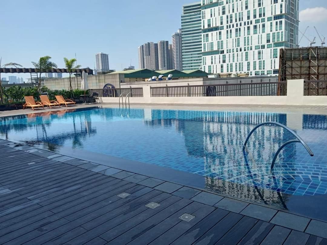 Manhattan Plaza Tower 1 Quezon City Extérieur photo