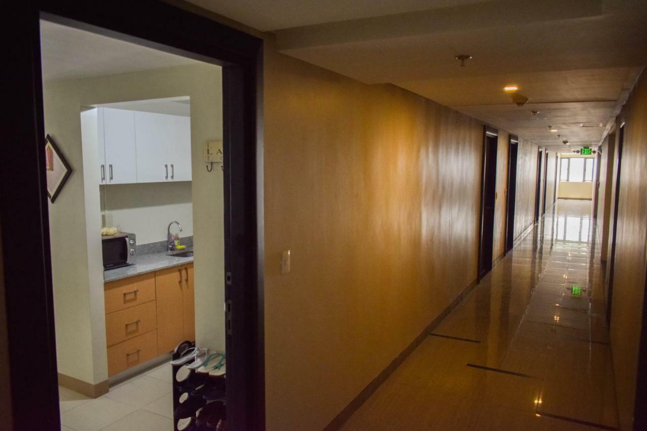 Manhattan Plaza Tower 1 Quezon City Extérieur photo